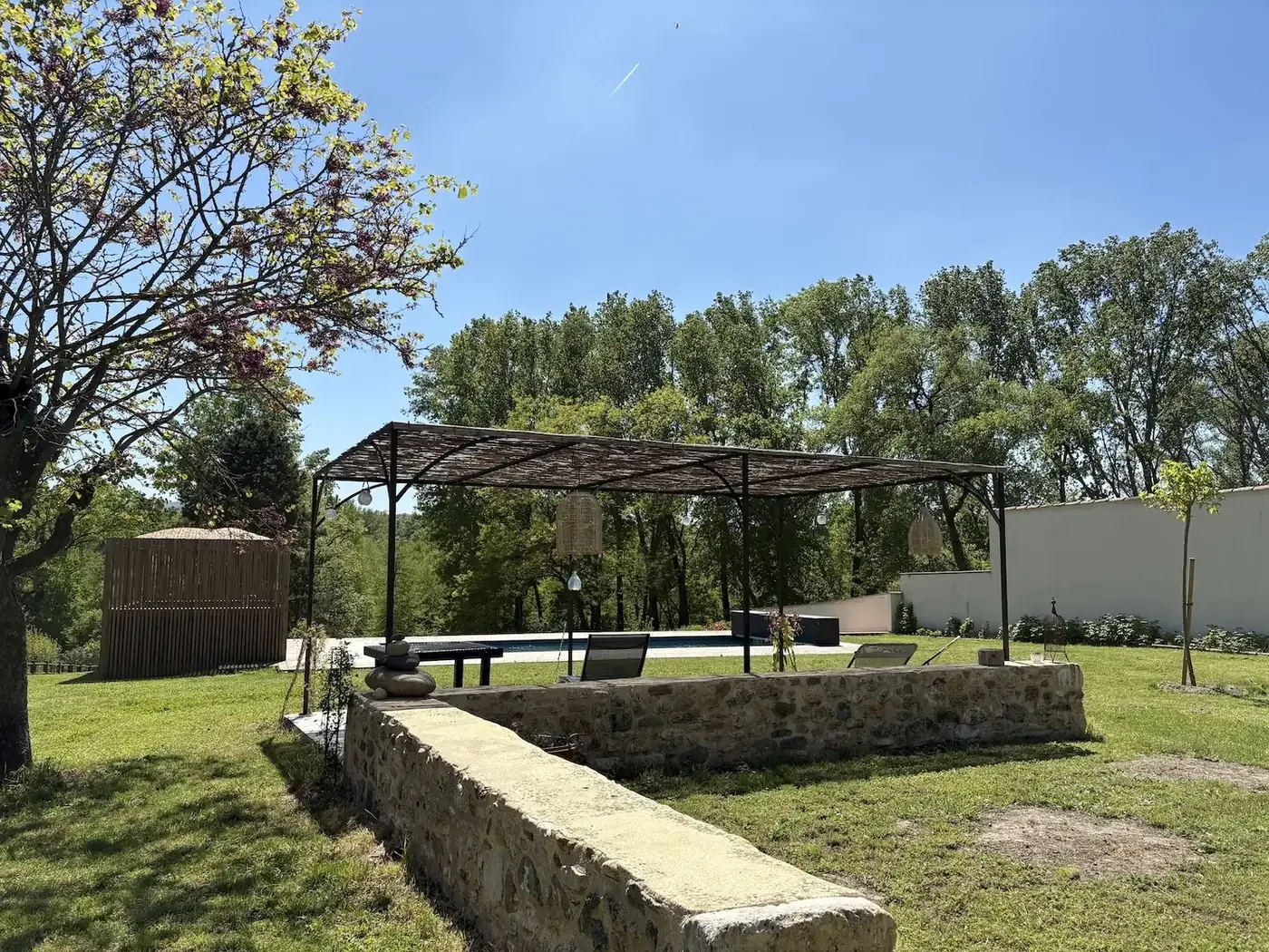 Le Mas provençal — La Bégude de Mazenc
